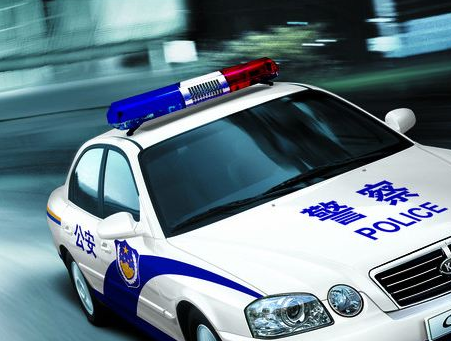 警车声音怎么形容？