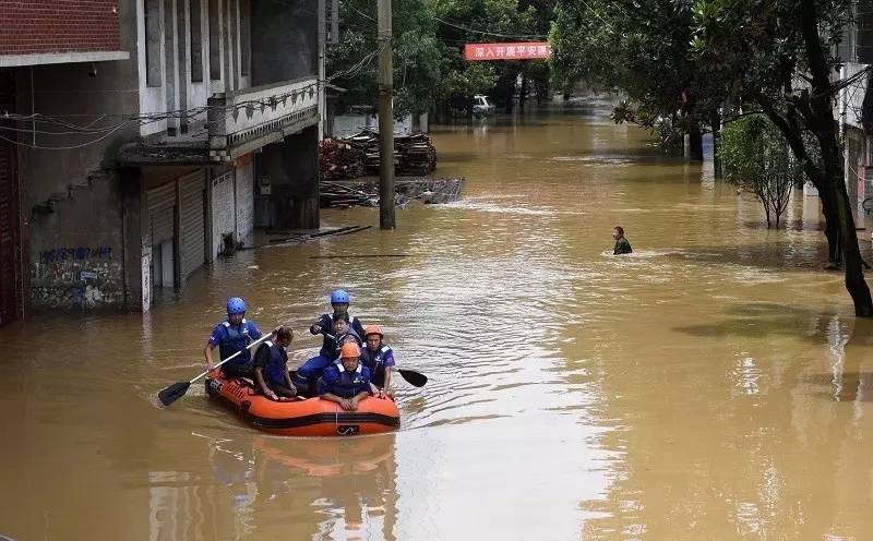 据悉赣江2021年第1号洪水形成，此次的洪水是由哪些因素引起的？