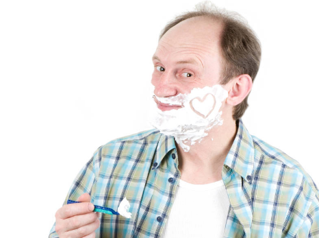 剃须泡沫有什么作用？剃须泡沫和剃须膏有什么区别？