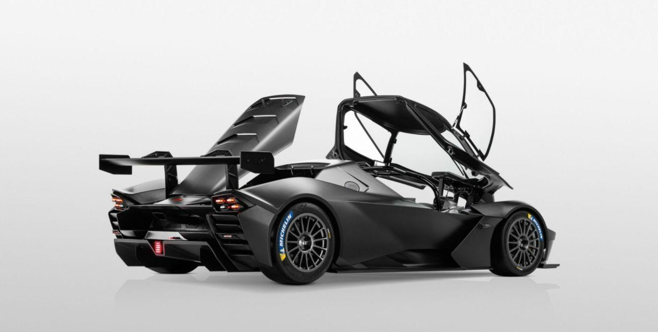 KTM X-Bow GTX赛车，搭载奥迪2.5T引擎