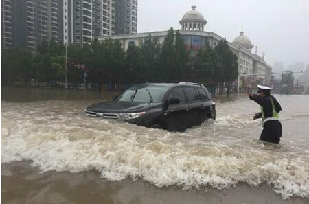 河南最近频繁遭遇强降雨侵袭，这背后的原因是什么？