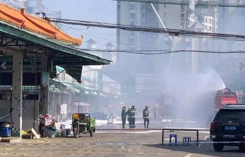 广州番禺清河市场火灾明火已被扑灭，引发这起火灾的原因是什么？