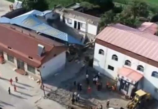 山西临汾一饭店坍塌，致其坍塌的原因是什么？