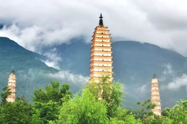 中国的四大名塔是什么？出自哪里？