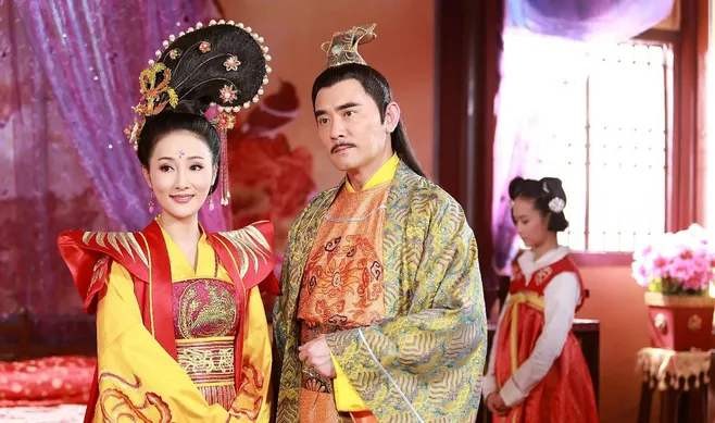 隋唐英雄5薛刚娶了几个老婆 最后娶九环公主了吗