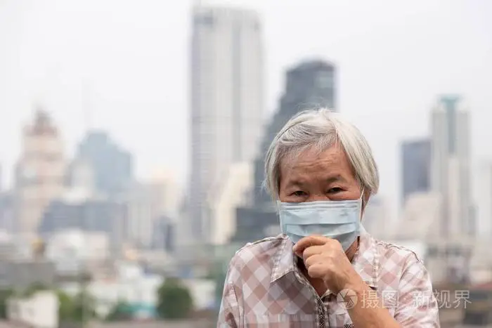 在疫情期间，到底该如何保护老弱人群安然度过疫情？