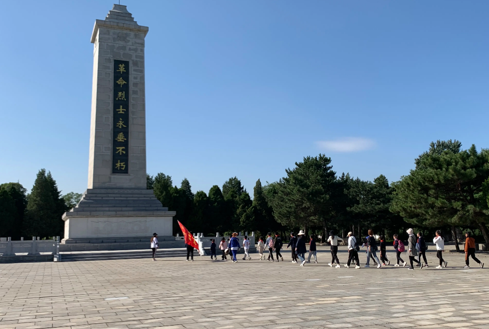 祭扫革命先烈的仪式流程