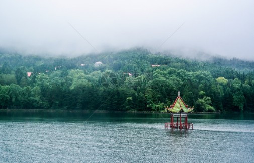 秋天的雨是什么？