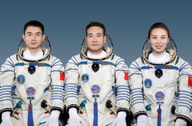 中国宇航员2022年什么时候回来