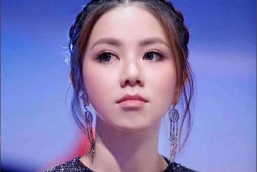 华语乐坛都有哪些女歌手？